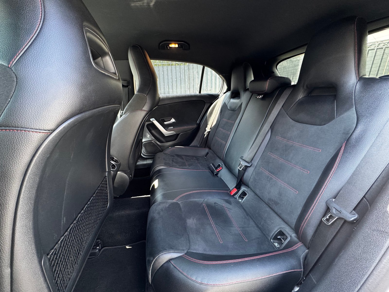 MERCEDES-BENZ Classe A Hatchback 180 d 1.5 d 8V 7G-DCT 116 ch