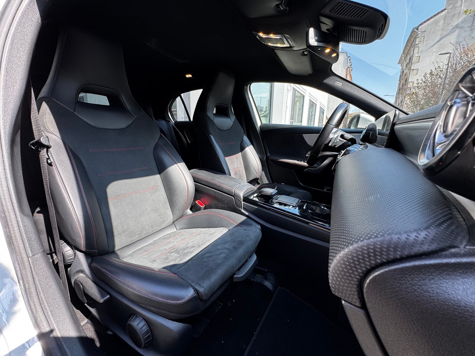 MERCEDES-BENZ Classe A Hatchback 180 d 1.5 d 8V 7G-DCT 116 ch