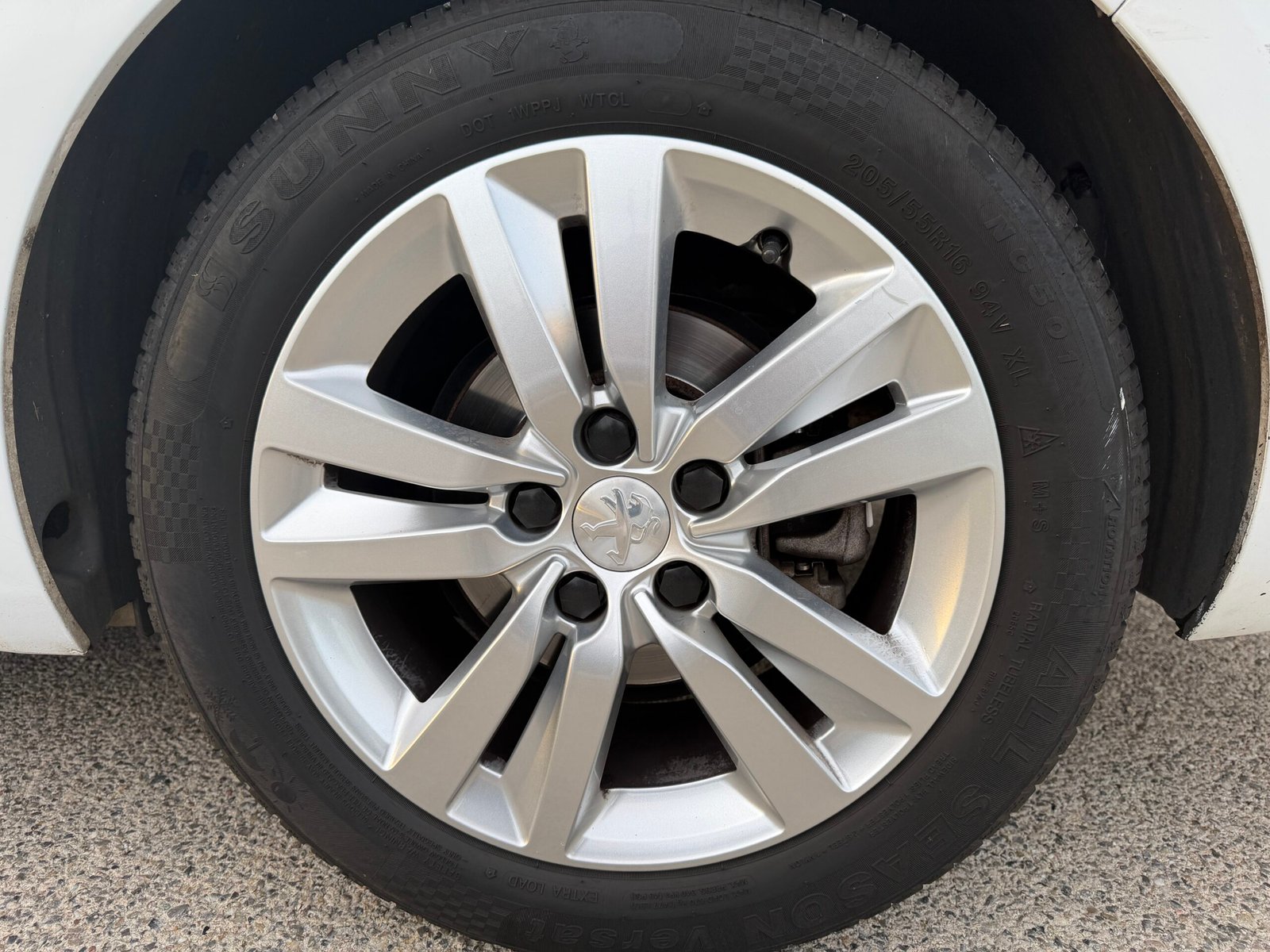 PEUGEOT 308 SW – 1.6 BlueHDi 120ch Allure automatique