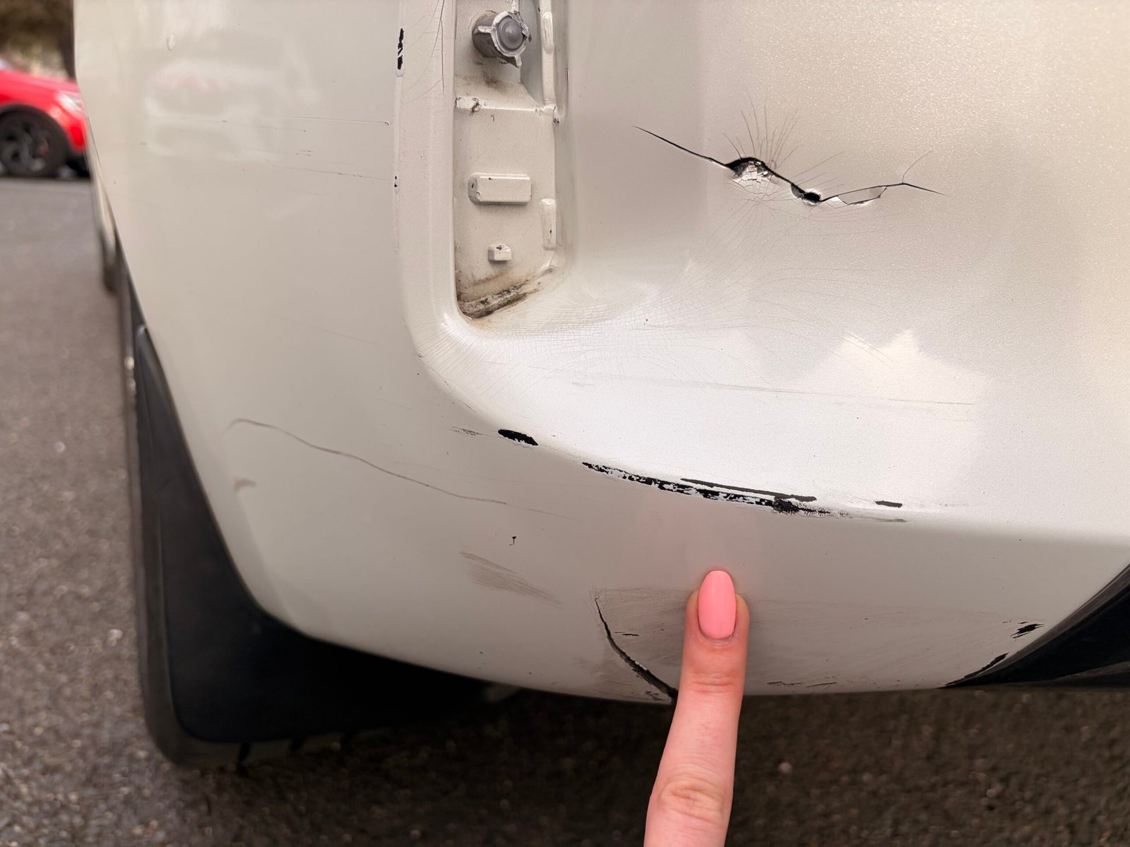 TOYOTA Auris Hatchback 1.8 VVT-i 16V 136 HSD CVT 99 cv Boîte auto Dynamic