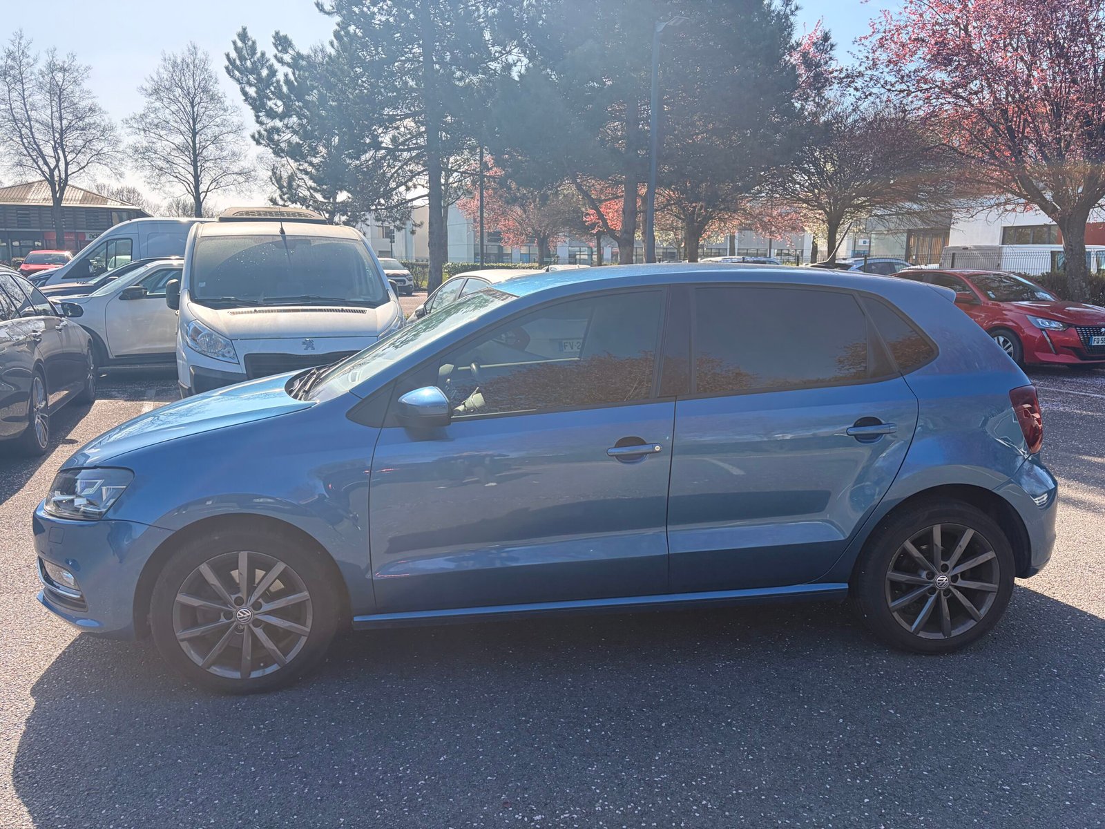 VOLKSWAGEN Polo V 5 portes Phase 2 1.2 TSI 16V BlueMotion 110 cv Carat