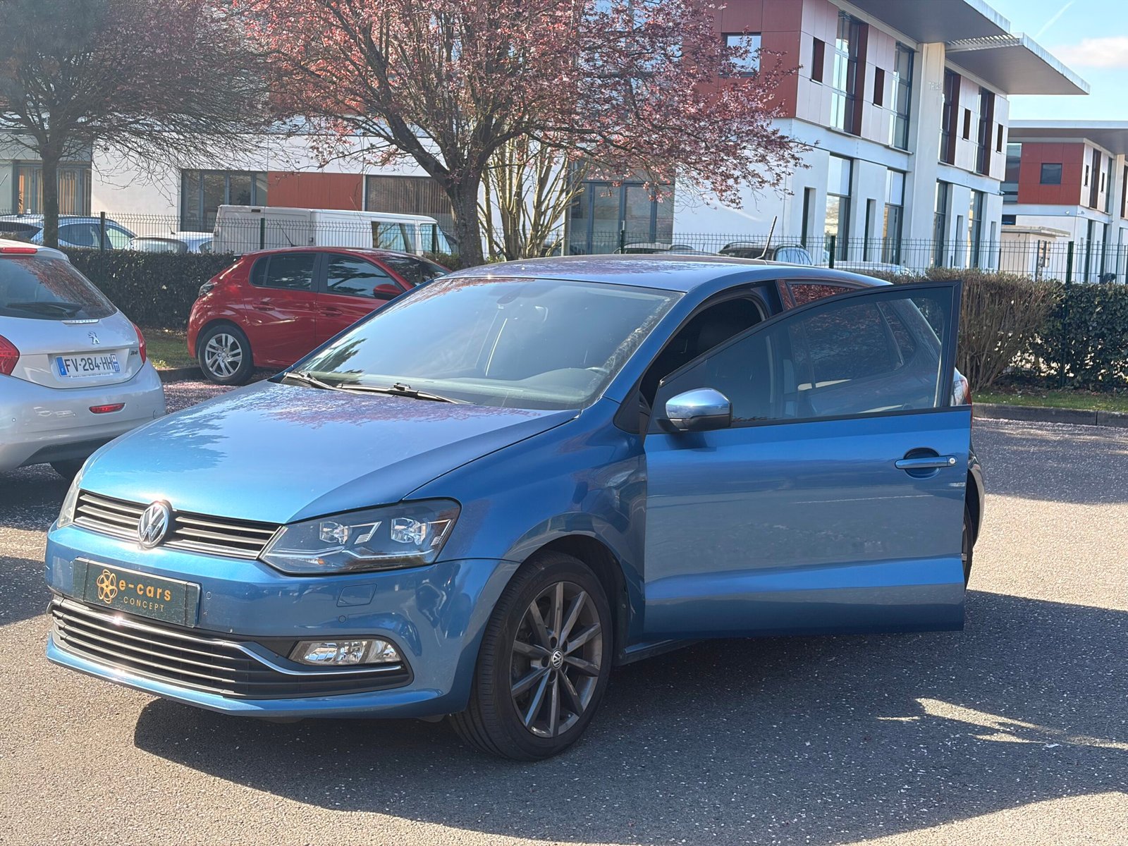 VOLKSWAGEN Polo V 5 portes Phase 2 1.2 TSI 16V BlueMotion 110 cv Carat