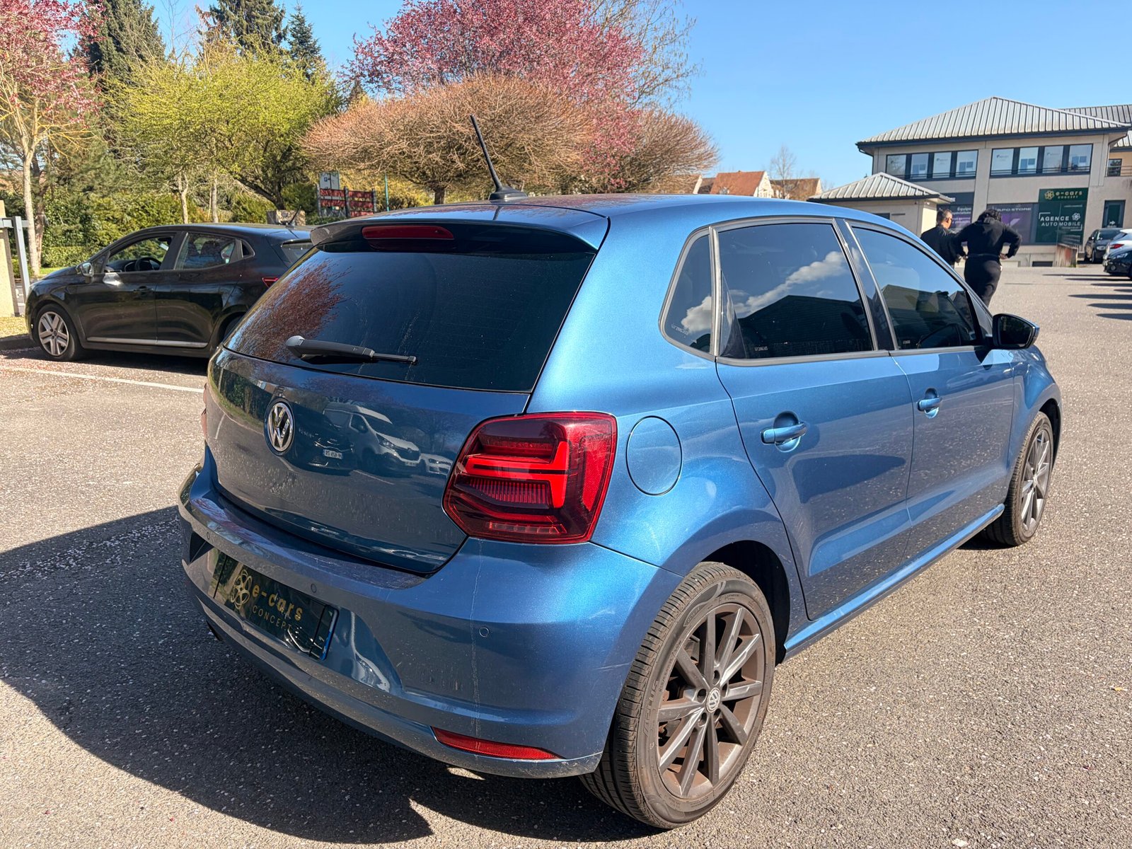 VOLKSWAGEN Polo V 5 portes Phase 2 1.2 TSI 16V BlueMotion 110 cv Carat