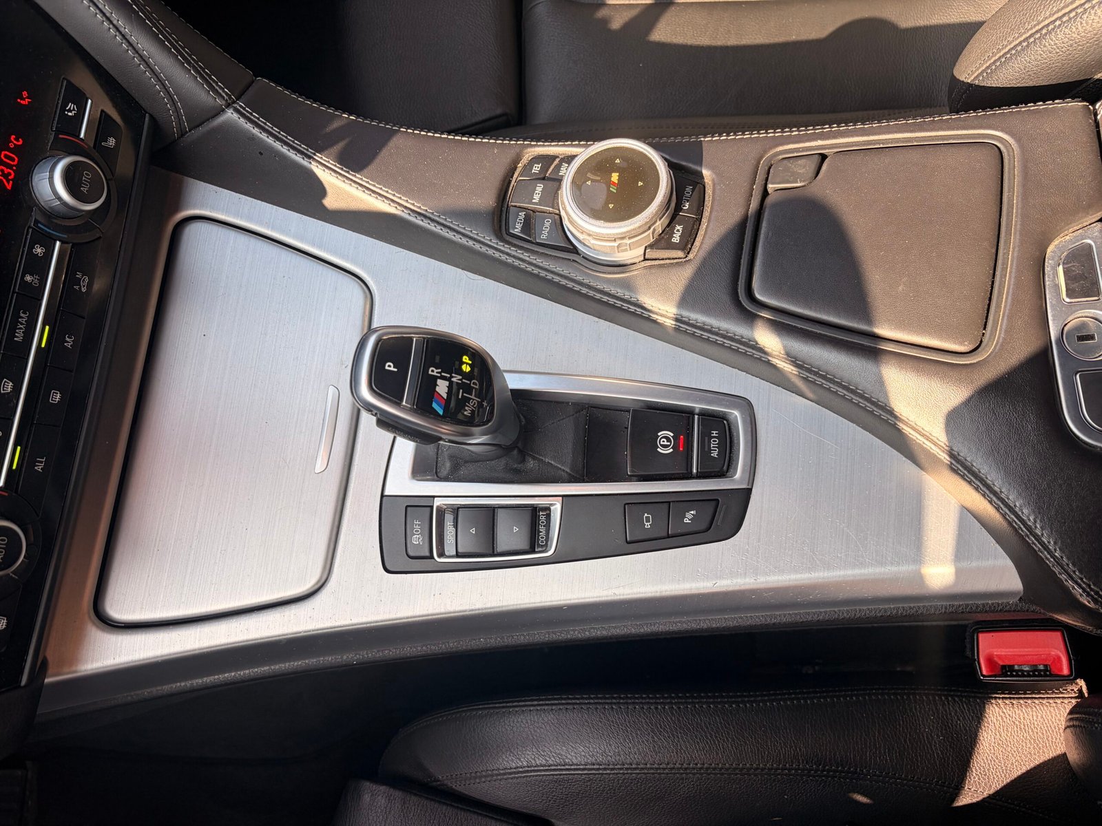 BMW Série 6 Gran Coupé 640d 3.0 d DPF 24V 313 cv Sport design