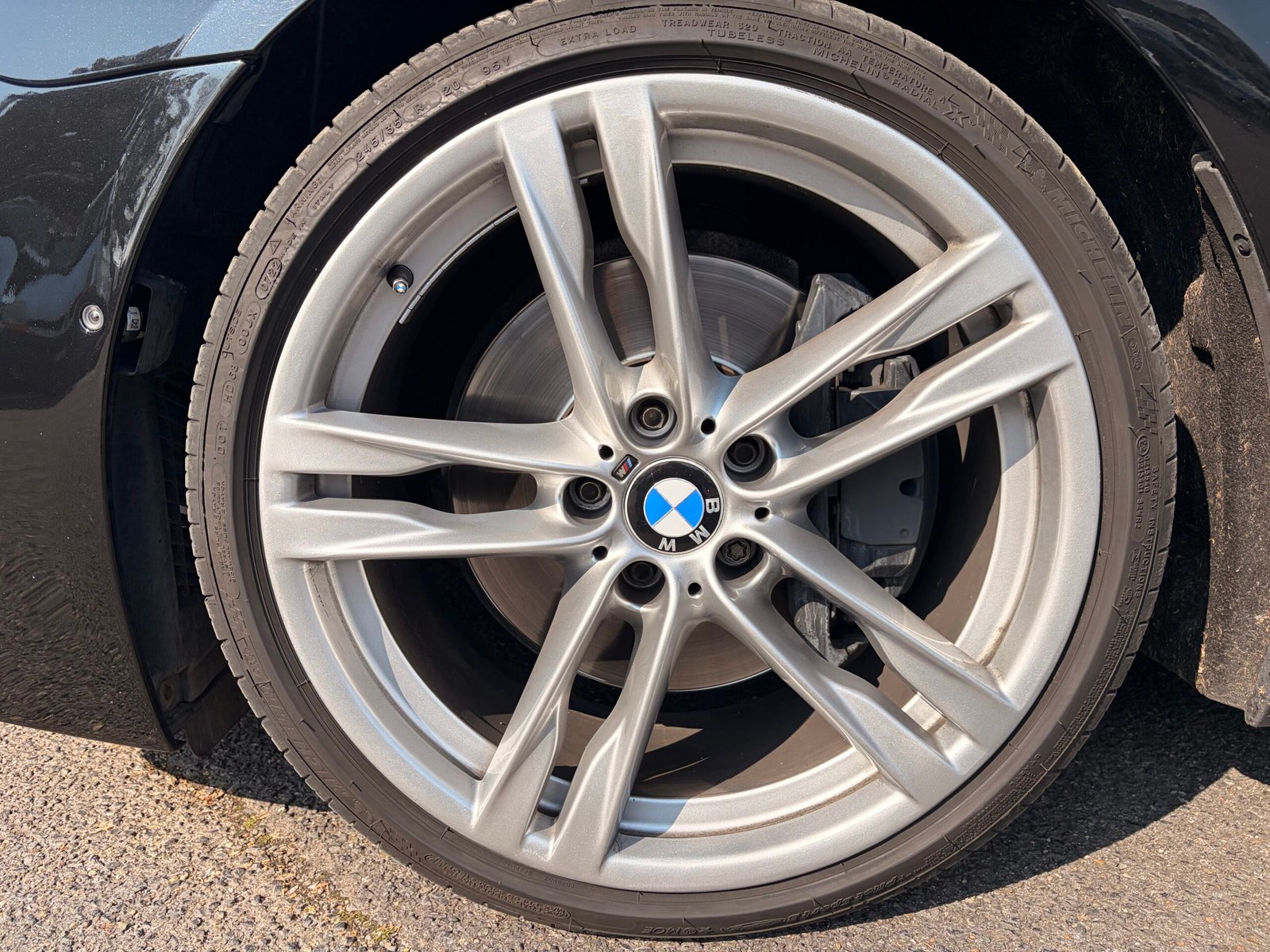 BMW Série 6 Gran Coupé 640d 3.0 d DPF 24V 313 cv Sport design