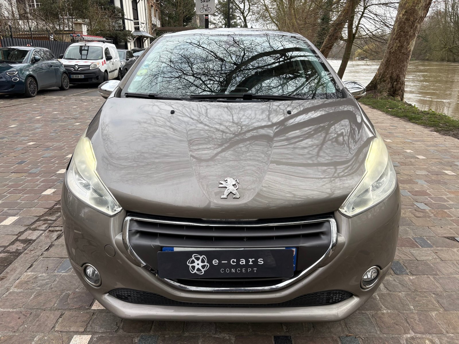 Peugeot 208 1.6 HDi