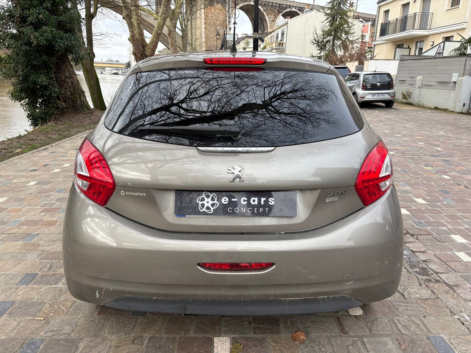 Peugeot 208 1.6 HDi