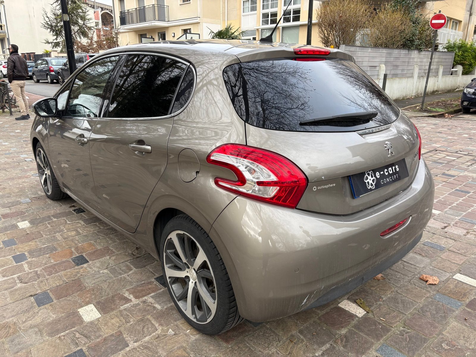 Peugeot 208 1.6 HDi