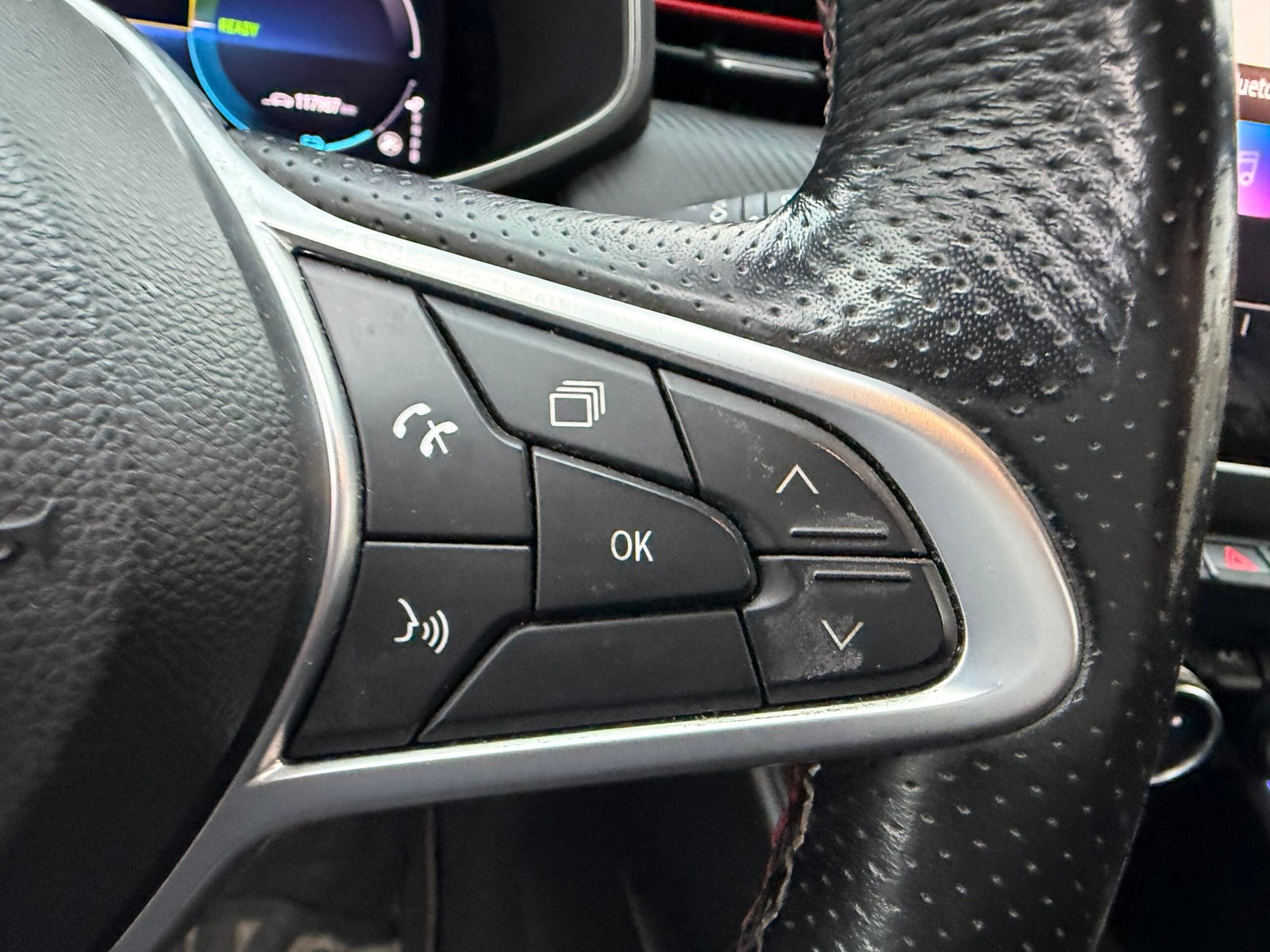 Renault Clio V RS LINE E-TECH 140ch hybride boîte auto