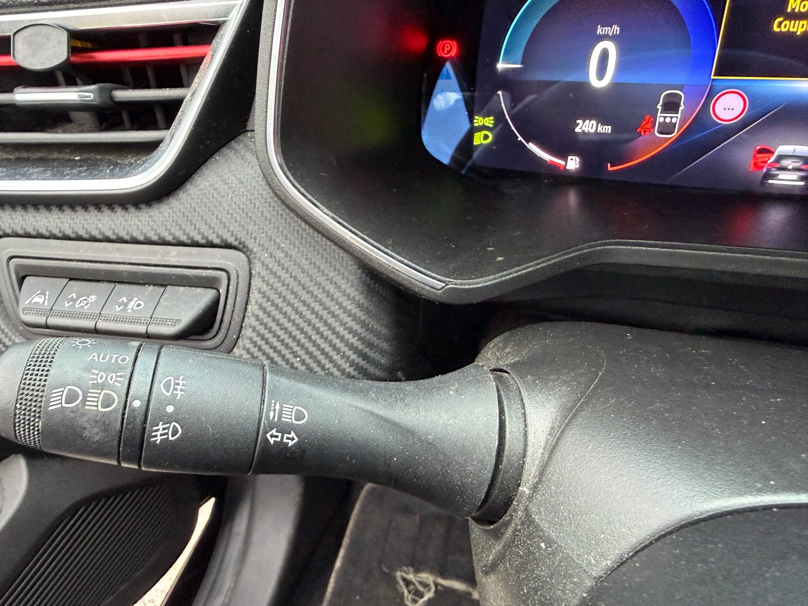 Renault Clio V RS LINE E-TECH 140ch hybride boîte auto