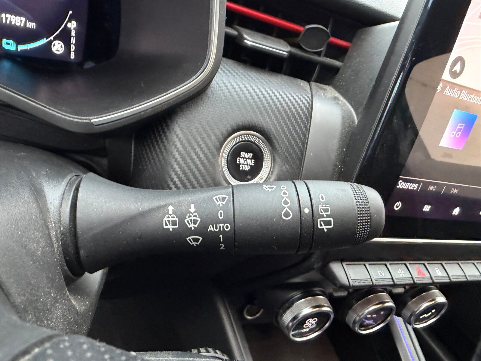 Renault Clio V RS LINE E-TECH 140ch hybride boîte auto