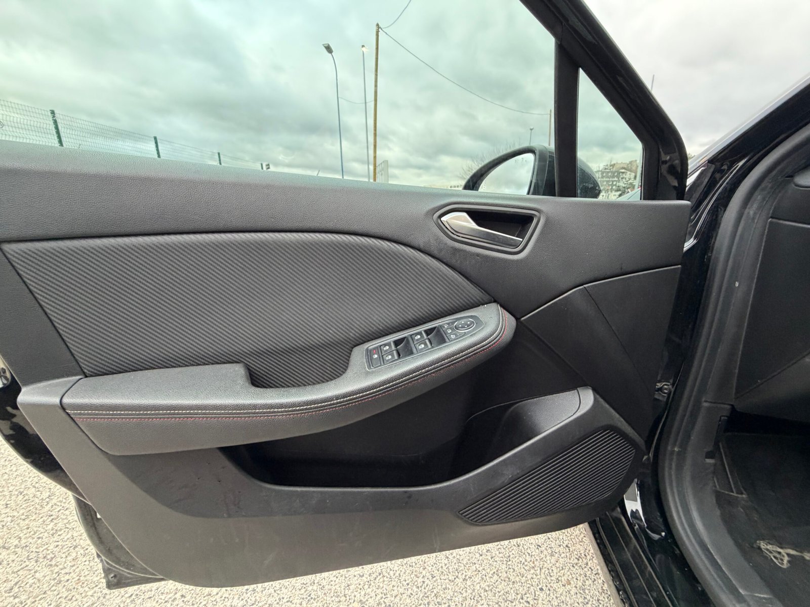 Renault Clio V RS LINE E-TECH 140ch hybride boîte auto