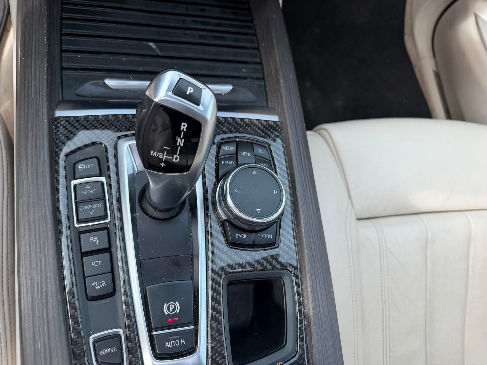 BMW X5 40e f15 M SPORT automatique 313ch