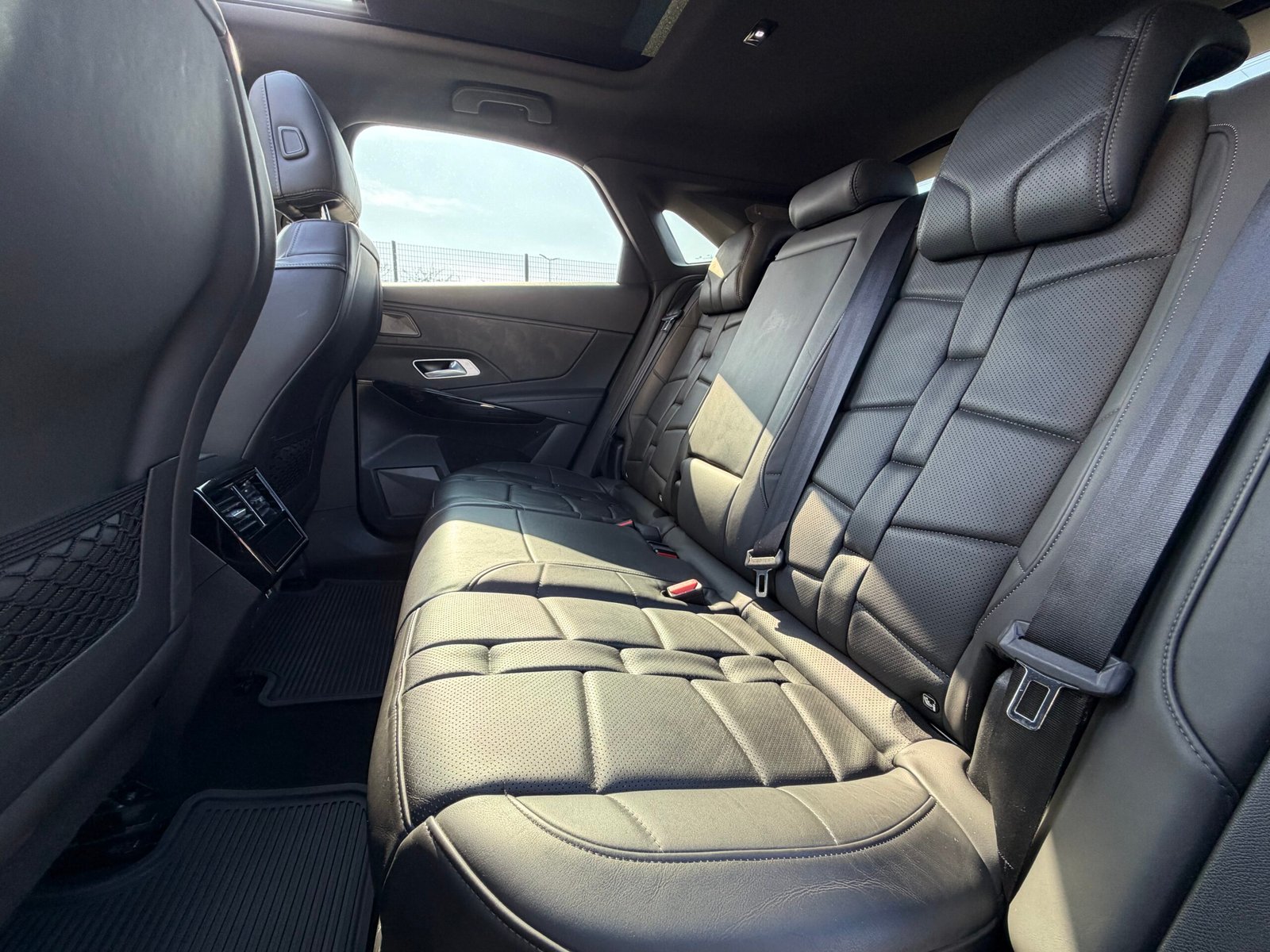 DS7 Crossback 1.6 THP EAT8 S&S 225Ch GRAND CHIC OPÉRA