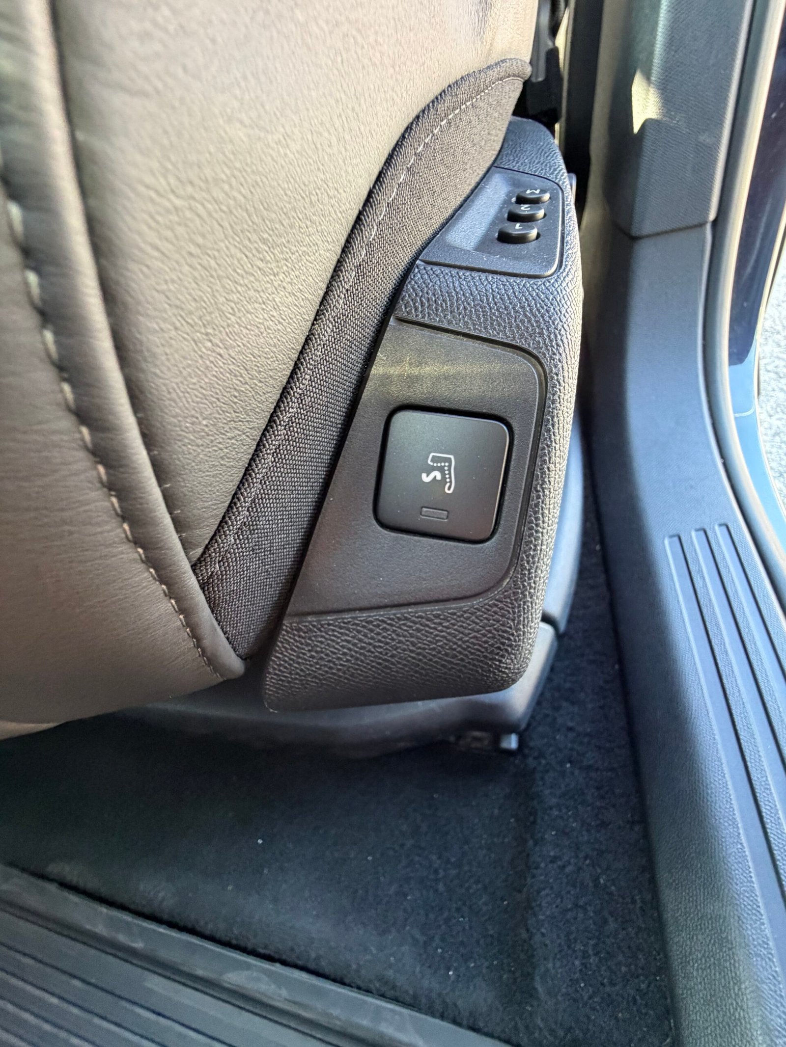 DS7 Crossback 1.6 THP EAT8 S&S 225Ch GRAND CHIC OPÉRA