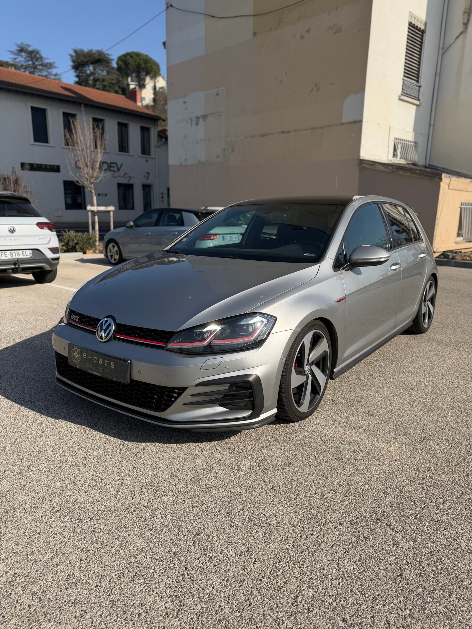 Golf VII GTI 5 portes phase 2 2.0 TFSI 230ch BVM