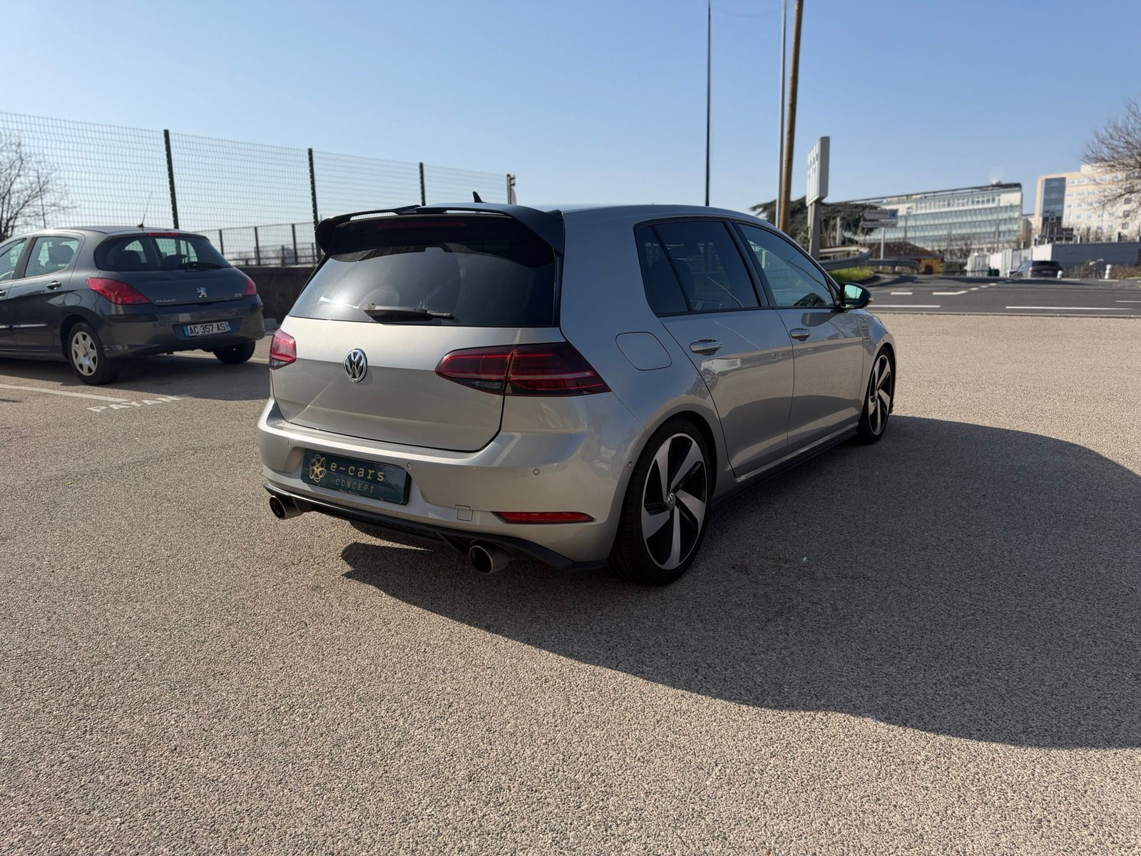 Golf VII GTI 5 portes phase 2 2.0 TFSI 230ch BVM