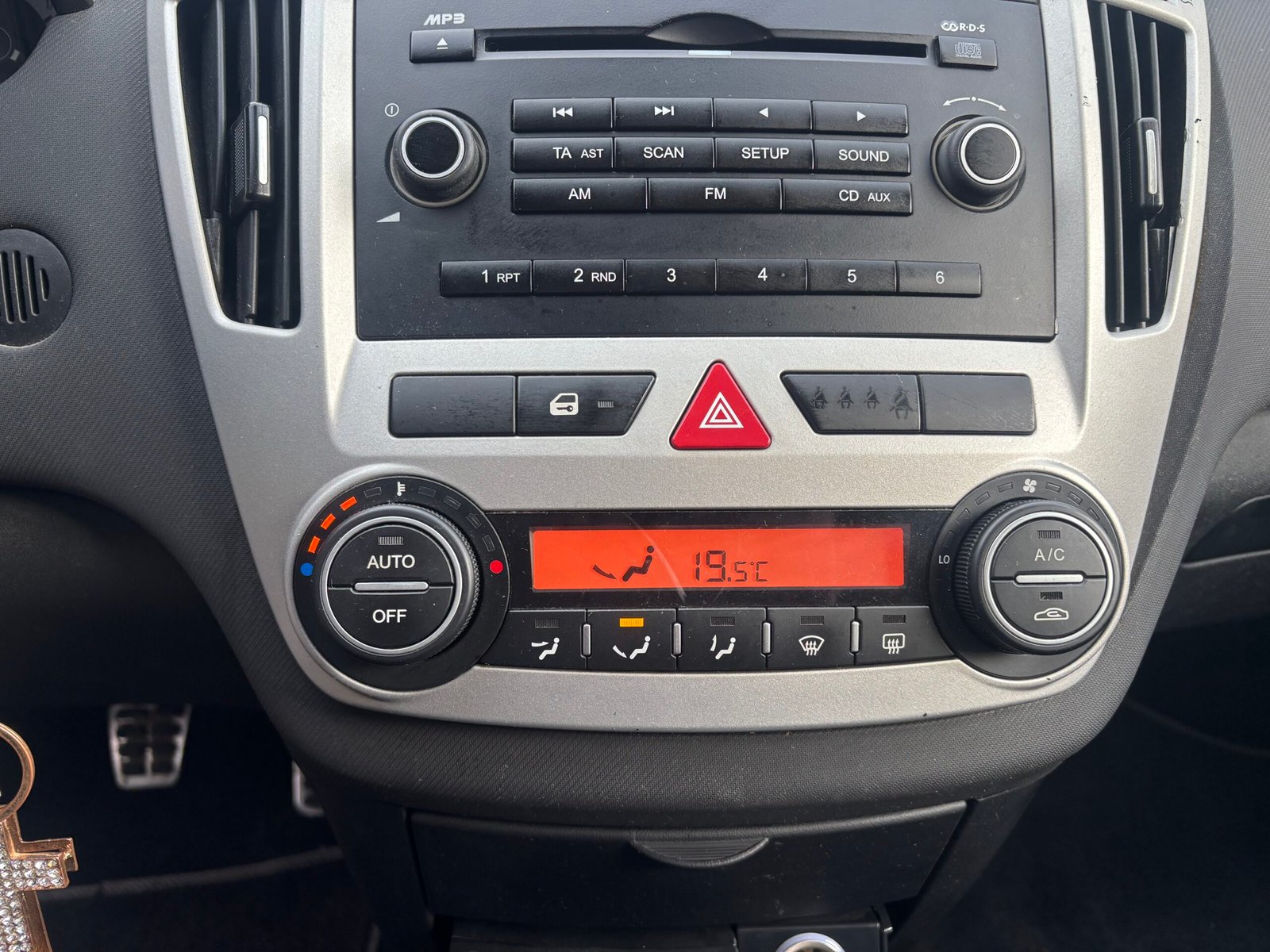 KIA Ceed 1.6 CRDi 16V VGT BVM5 115 cv SPORT