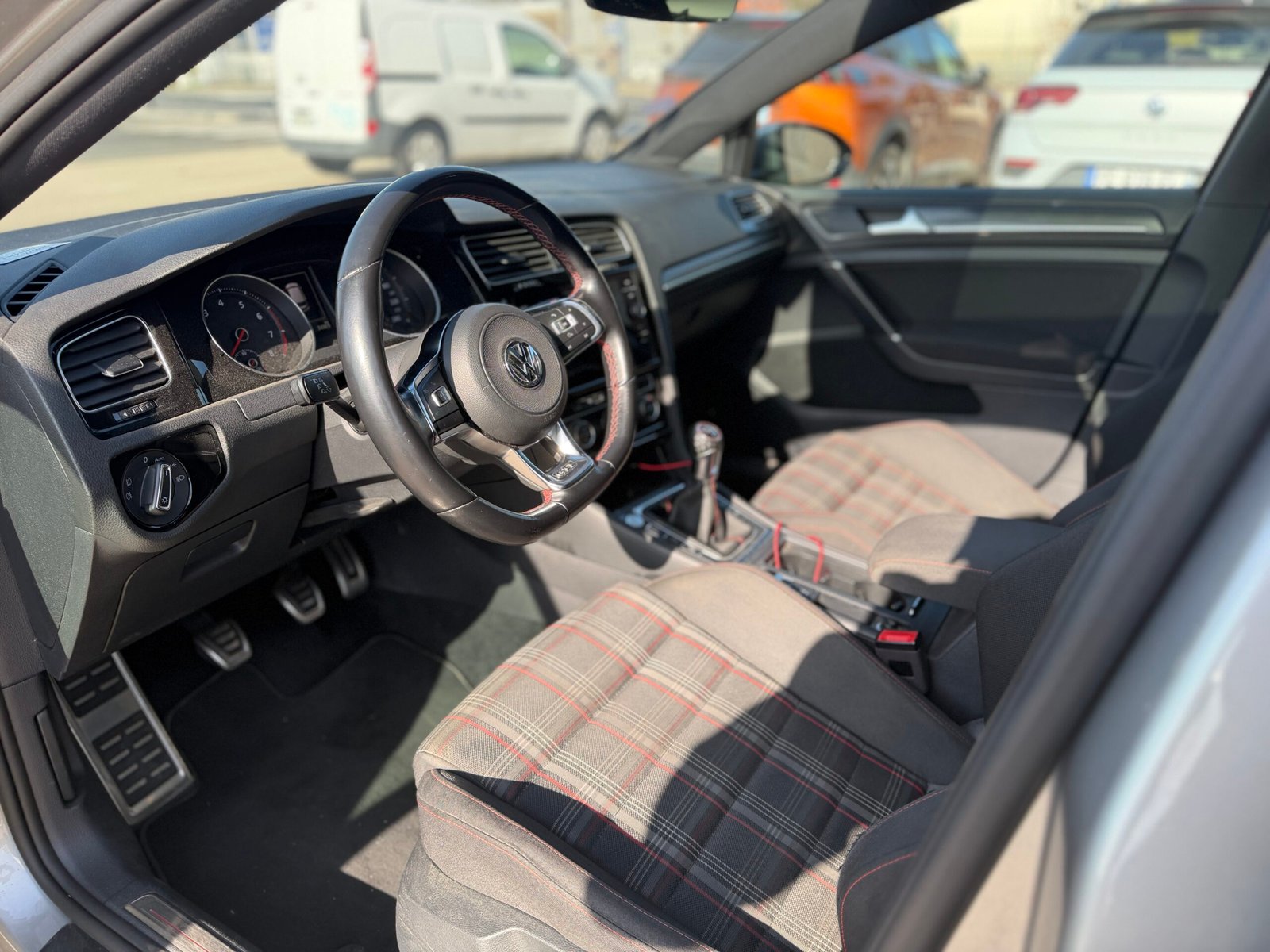 Golf VII GTI 5 portes phase 2 2.0 TFSI 230ch BVM