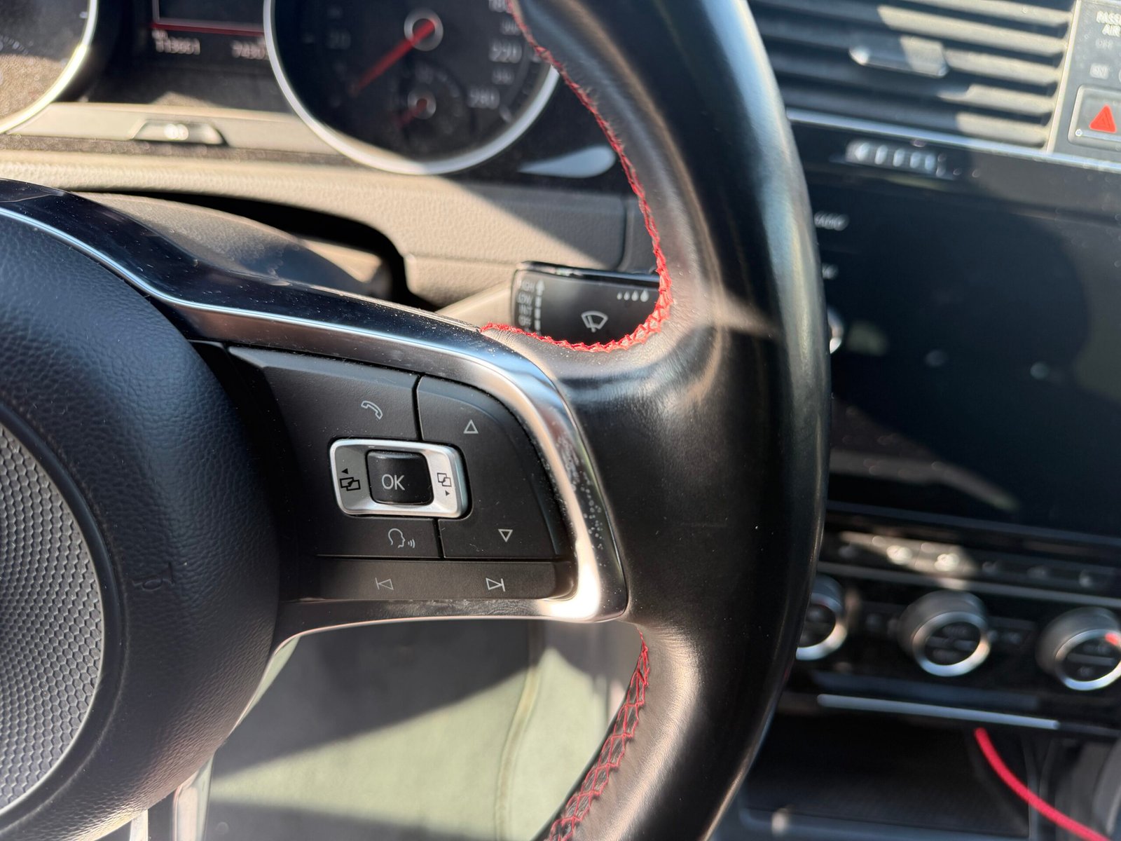 Golf VII GTI 5 portes phase 2 2.0 TFSI 230ch BVM