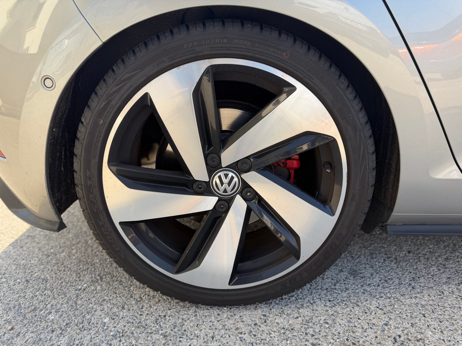 Golf VII GTI 5 portes phase 2 2.0 TFSI 230ch BVM