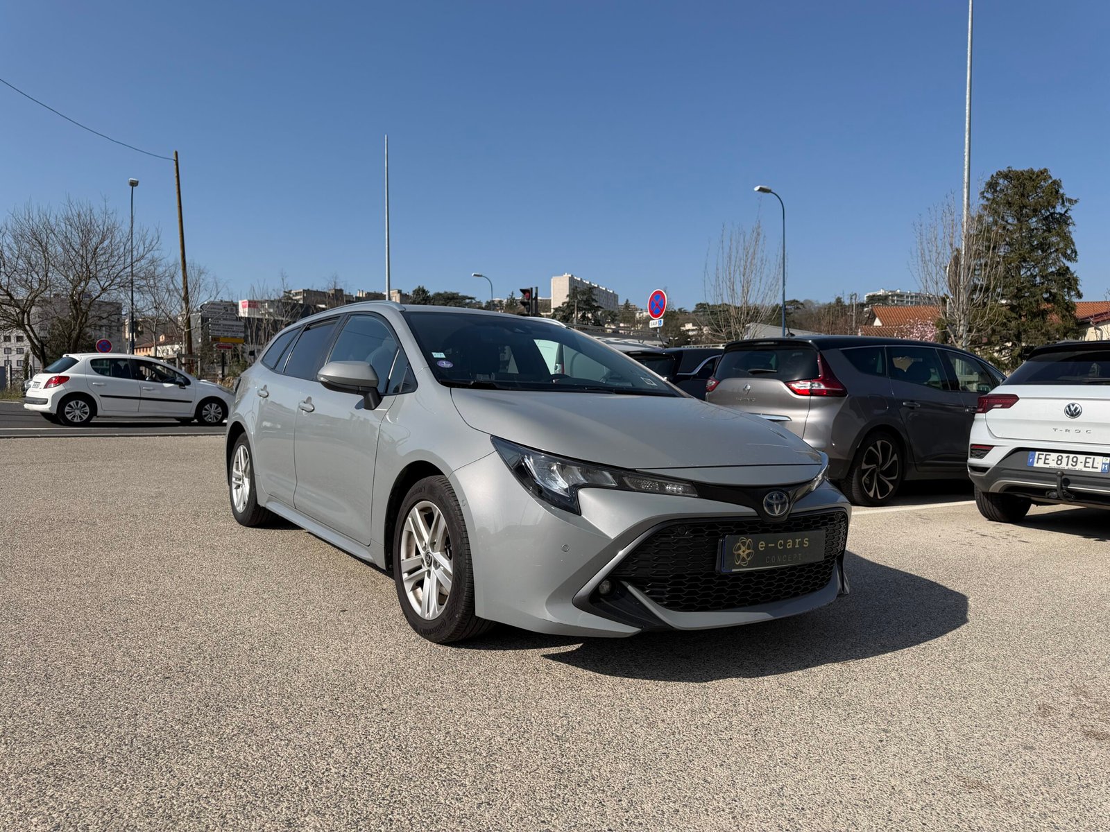 TOYOTA Corolla Touring Sports Dynamic Business 1.8 VVT-i 16V GPS 122 HSD CVT Boîte auto