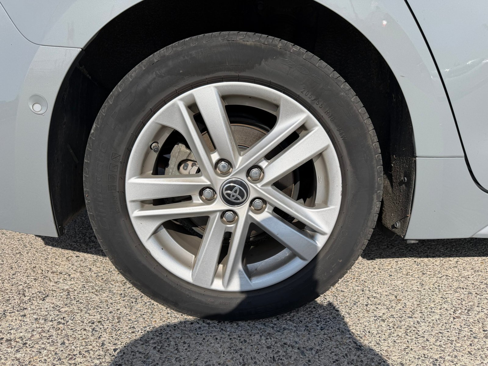 TOYOTA Corolla Touring Sports Dynamic Business 1.8 VVT-i 16V GPS 122 HSD CVT Boîte auto