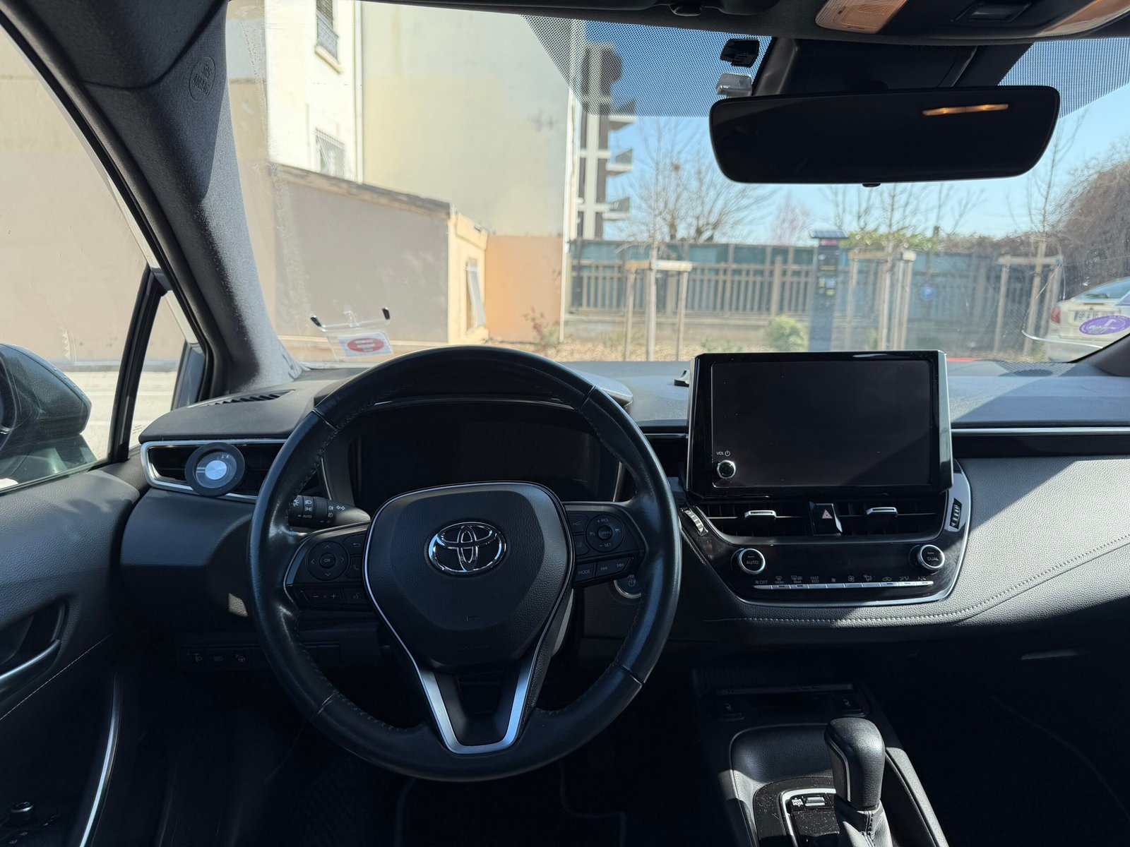 TOYOTA Corolla Touring Sports Dynamic Business 1.8 VVT-i 16V GPS 122 HSD CVT Boîte auto