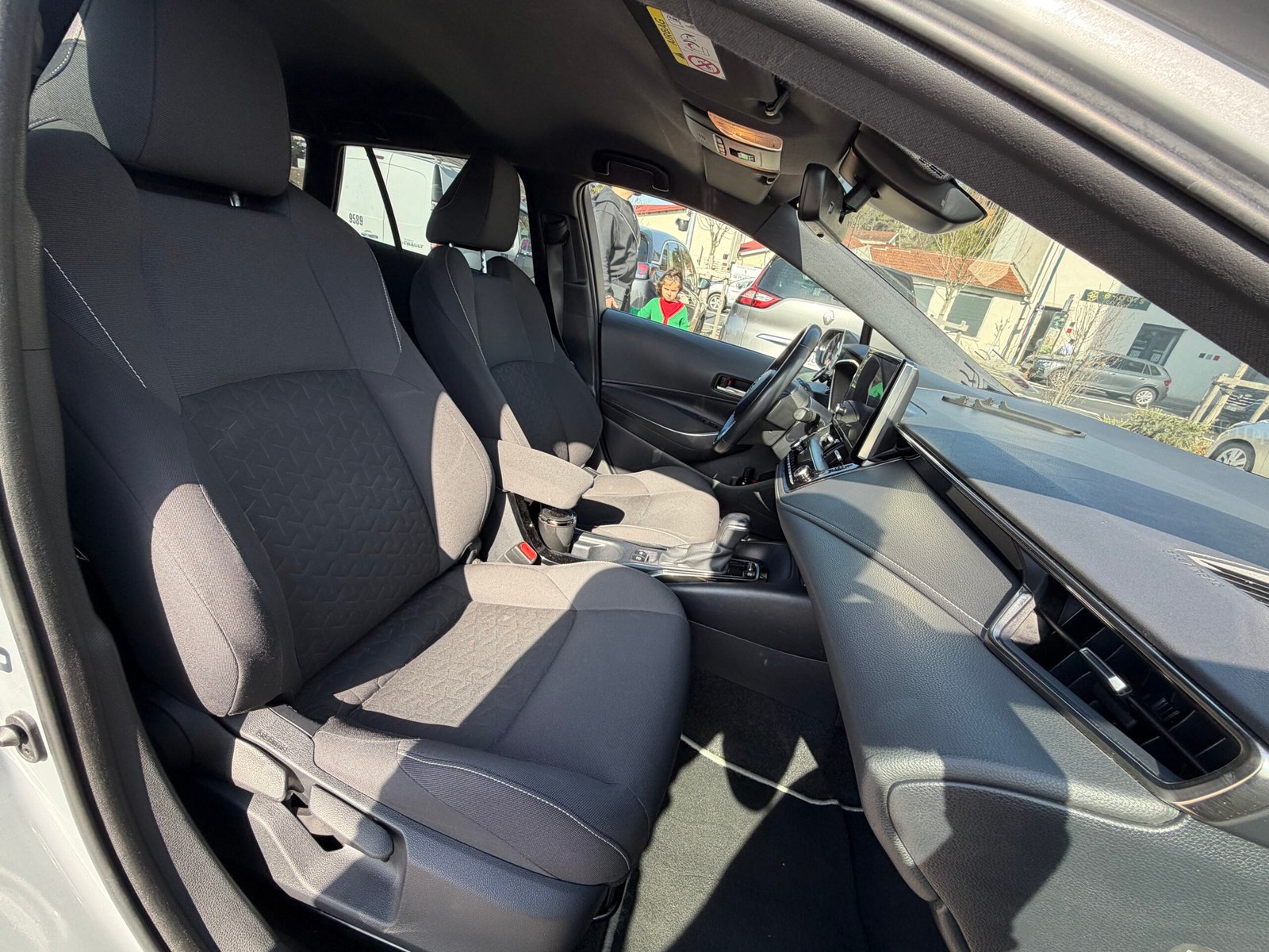 TOYOTA Corolla Touring Sports Dynamic Business 1.8 VVT-i 16V GPS 122 HSD CVT Boîte auto