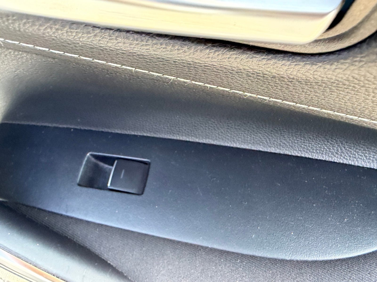 TOYOTA Corolla Touring Sports Dynamic Business 1.8 VVT-i 16V GPS 122 HSD CVT Boîte auto