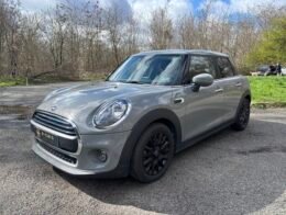 MINI MINI 3 (F55) 5 Portes One 1.5 i 12V 102