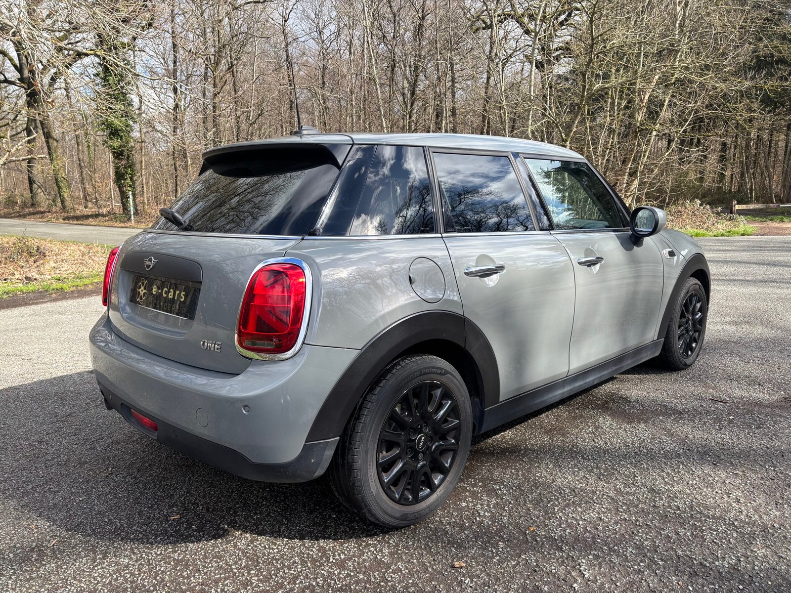 MINI MINI 3 (F55) 5 Portes One 1.5 i 12V 102