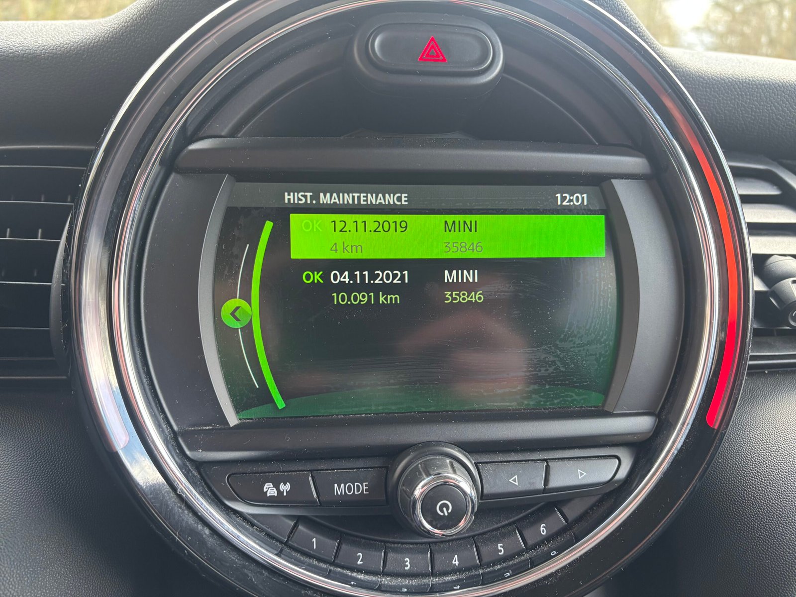 MINI MINI 3 (F55) 5 Portes One 1.5 i 12V 102