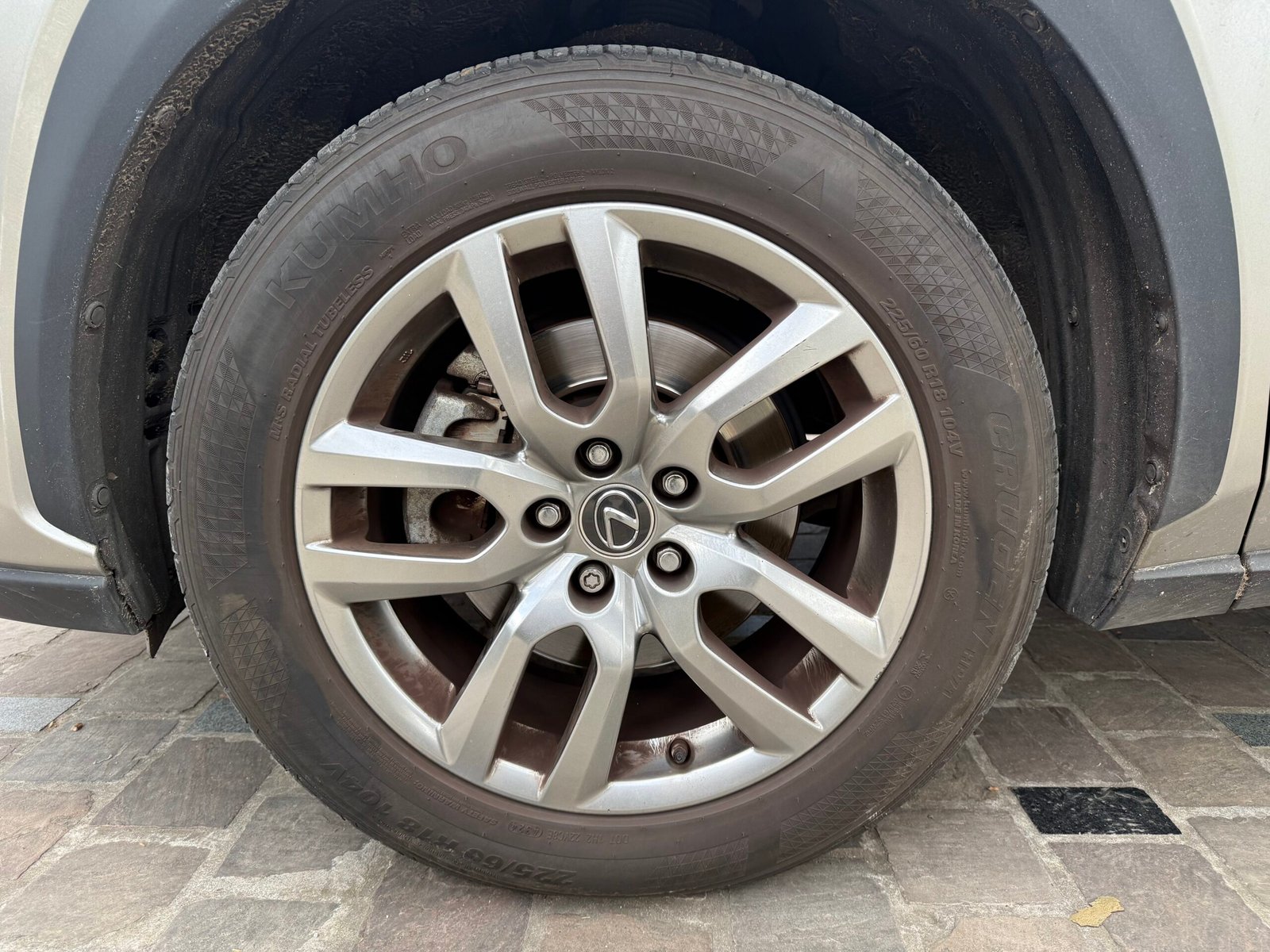 Lexus NX 300H E-CVT 155 Cv “Luxe Plus”