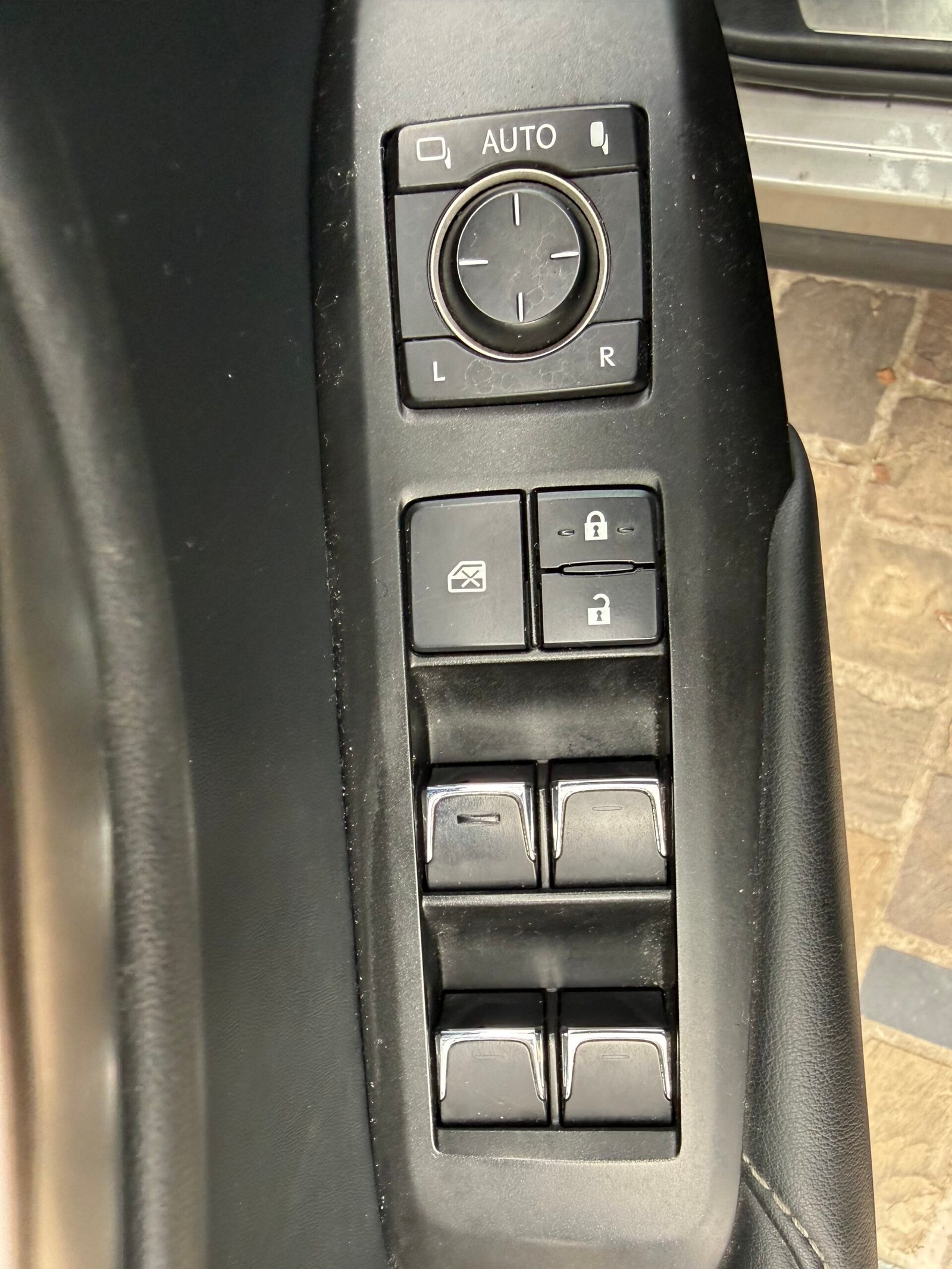 Lexus NX 300H E-CVT 155 Cv “Luxe Plus”