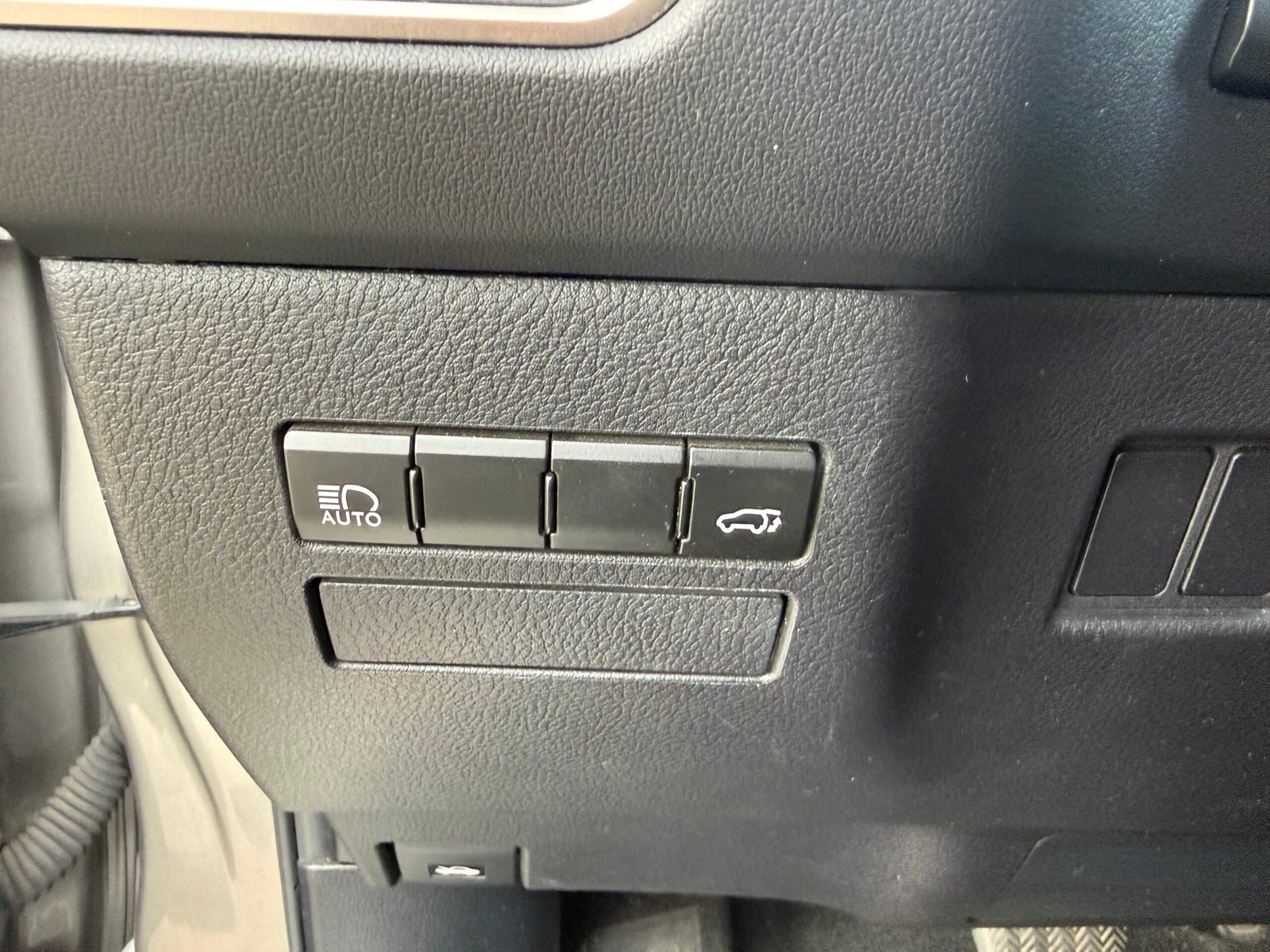 Lexus NX 300H E-CVT 155 Cv “Luxe Plus”