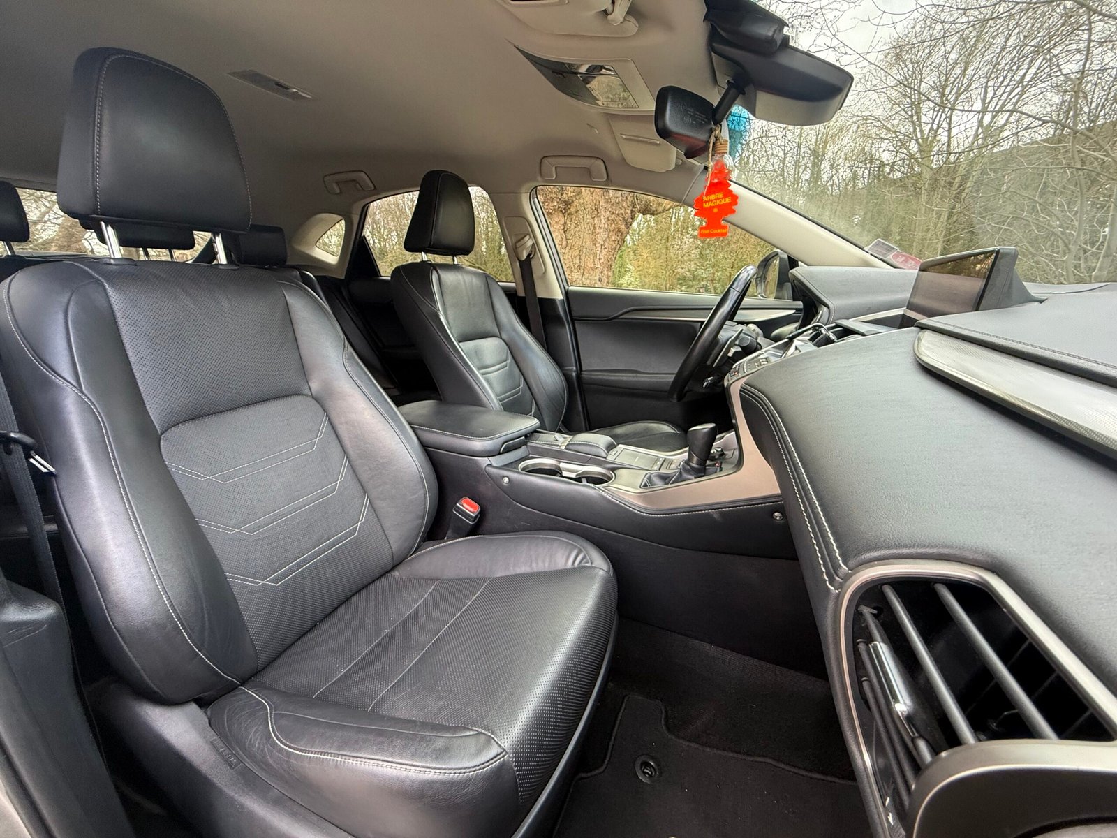 Lexus NX 300H E-CVT 155 Cv “Luxe Plus”