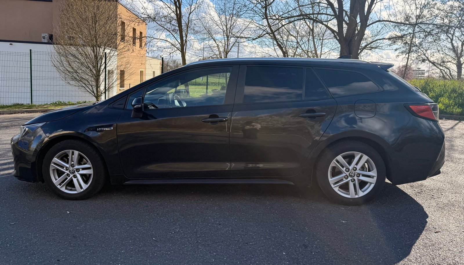 TOYOTA Corolla Touring Sports 2.0 VVT-i GPS 180 ch Boîte auto CVT