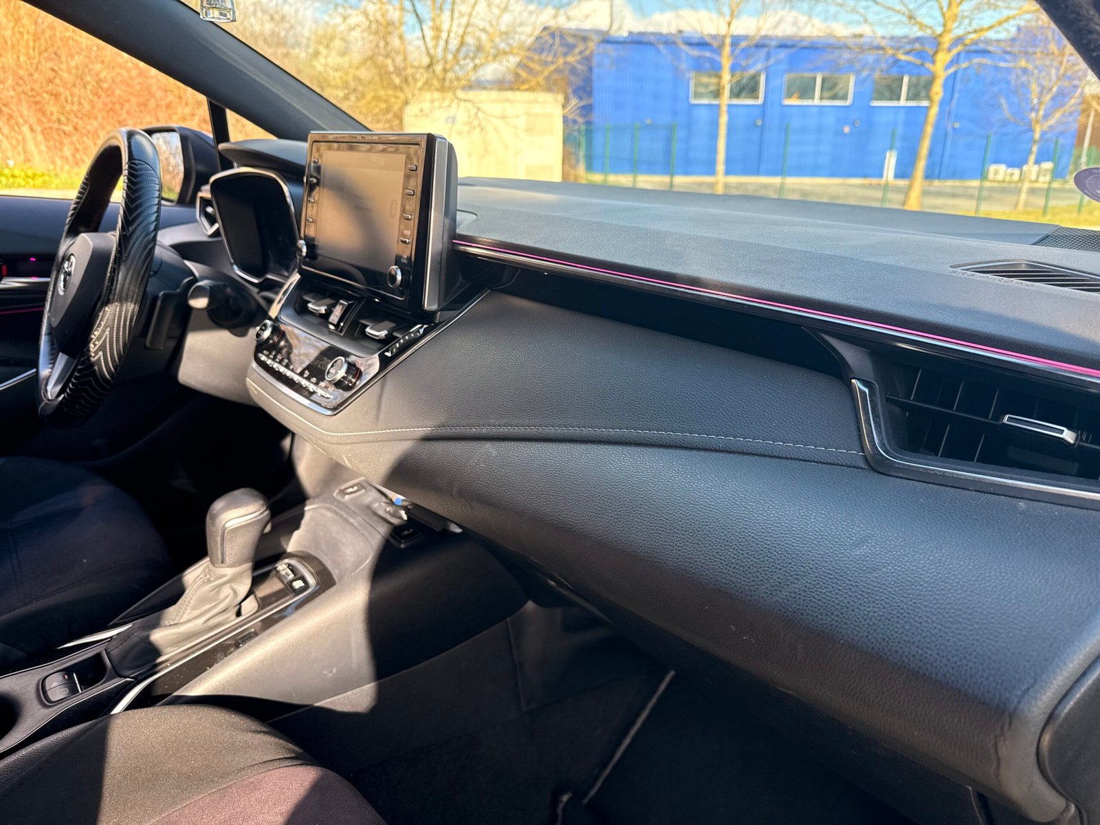 TOYOTA Corolla Touring Sports 2.0 VVT-i GPS 180 ch Boîte auto CVT