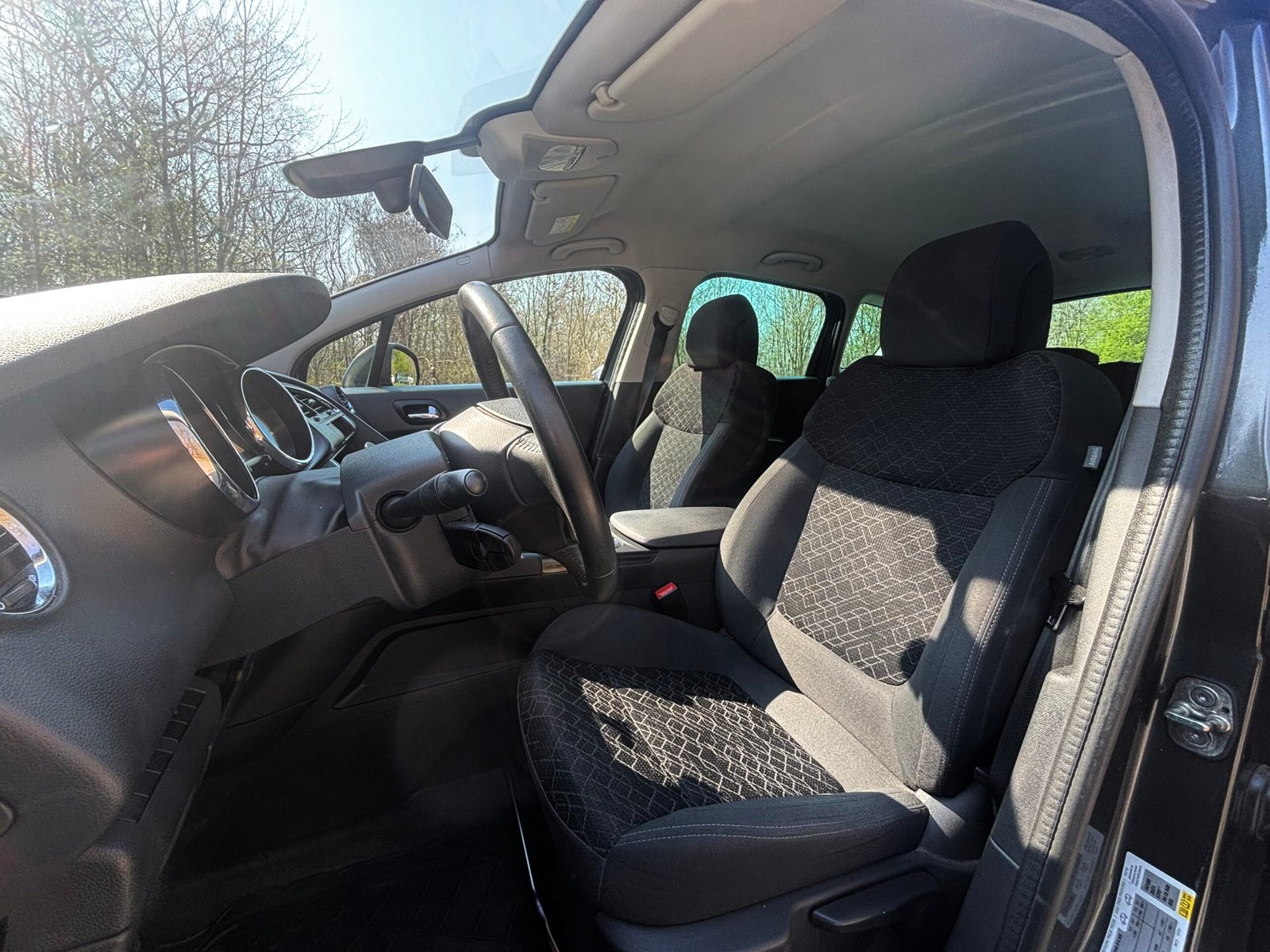 Peugeot 3008 Phase 2 1.6 HDi 120 Boîte auto Active Business