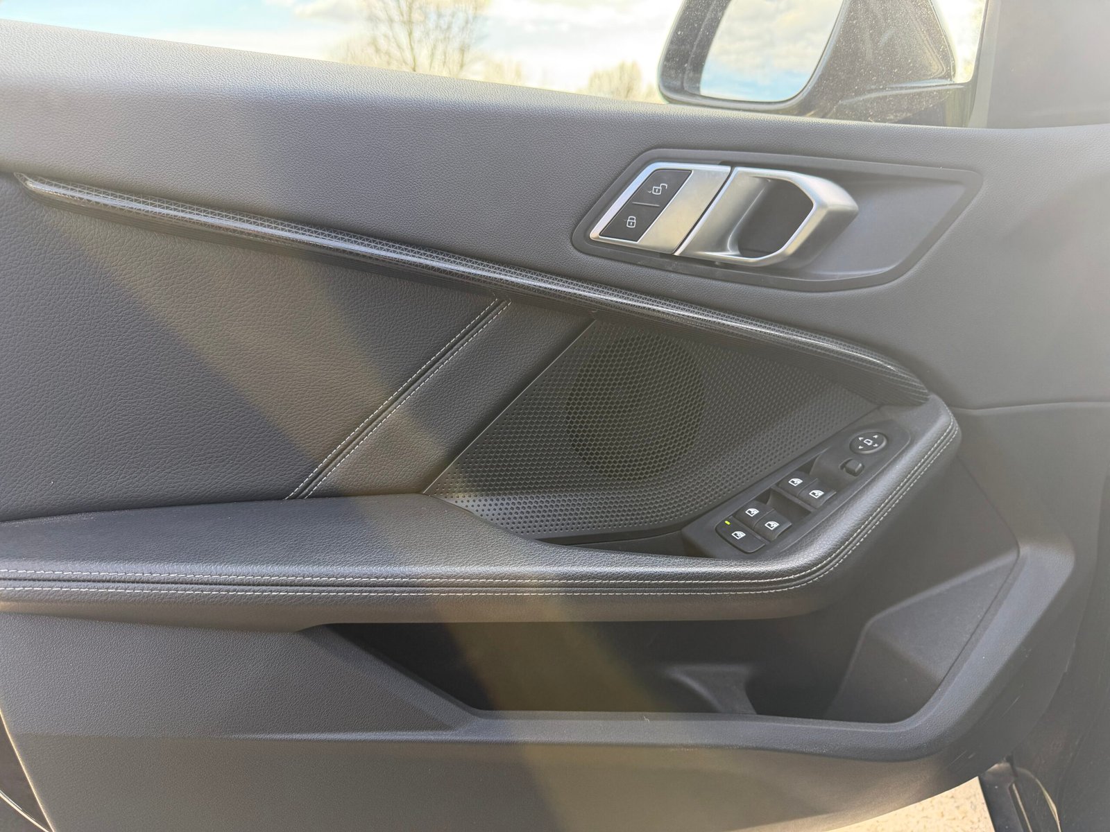 BMW série 1 F40 118i ÉDITION SPORT Automatique dct7 136ch