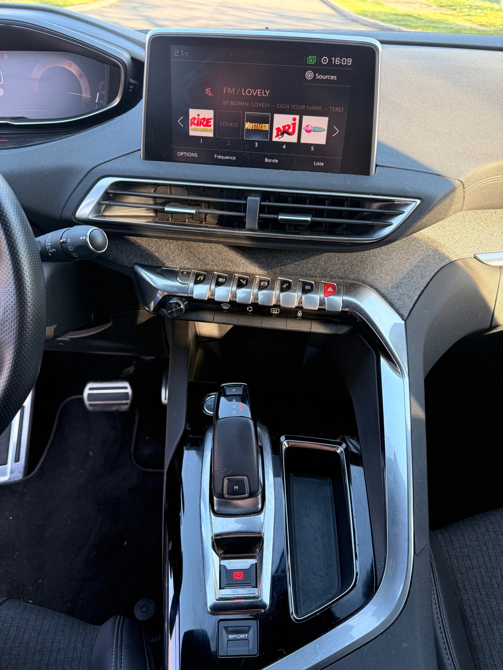 PEUGEOT 3008 II GT Line 1.6 THP 165 cv Boîte auto