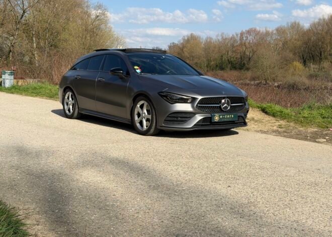 Découvrez cette magnifique MERCEDES-BENZ CLA shooting break 200d AMG Line ( Livrée avec jantes AMG noire 14 branches et pneus été)