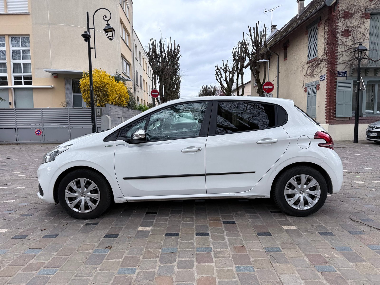 Peugeot 208 Urban Soul 1.2 Essence 82cv