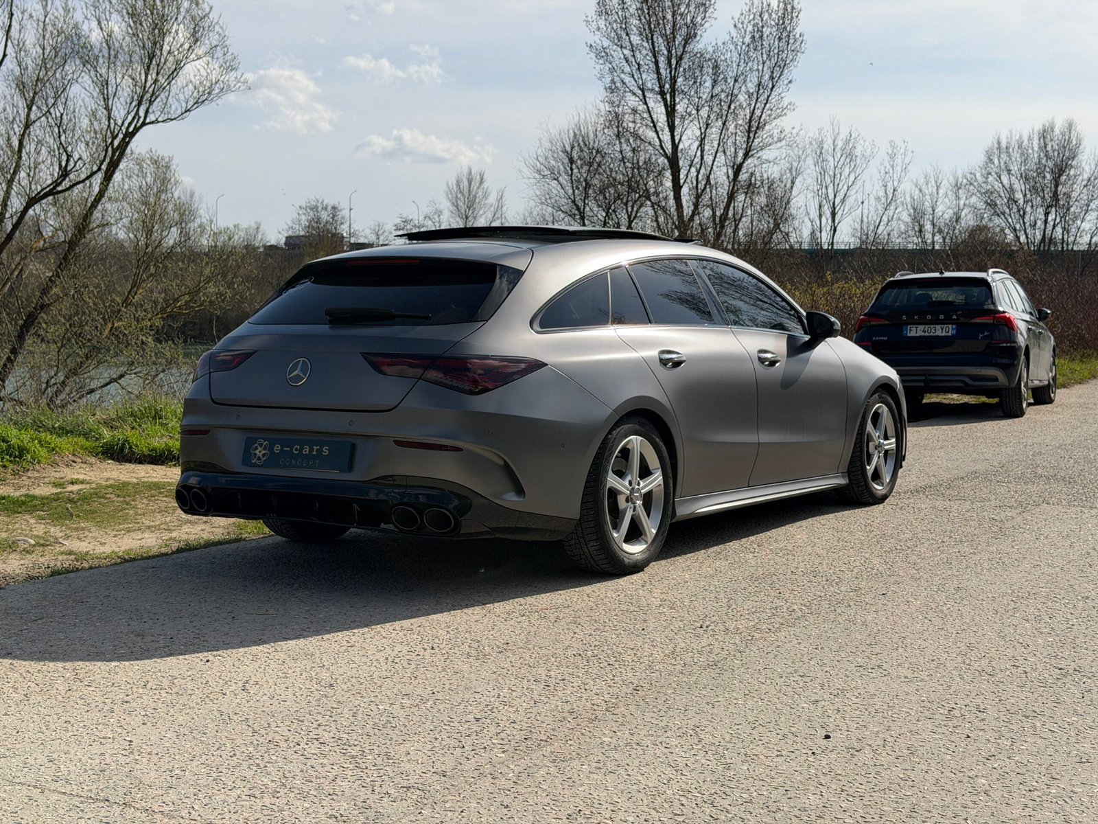Découvrez cette magnifique MERCEDES-BENZ CLA shooting break 200d AMG Line ( Livrée avec jantes AMG noire 14 branches et pneus été)