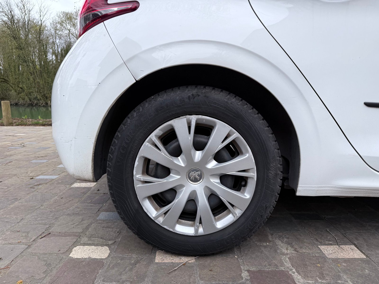 Peugeot 208 Urban Soul 1.2 Essence 82cv