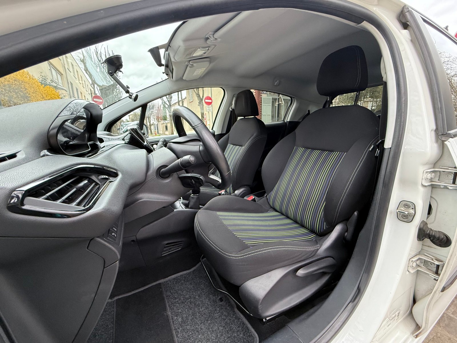 Peugeot 208 Urban Soul 1.2 Essence 82cv