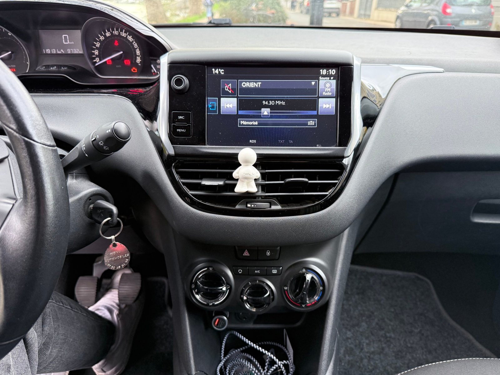 Peugeot 208 Urban Soul 1.2 Essence 82cv