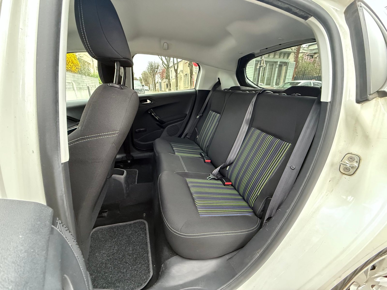 Peugeot 208 Urban Soul 1.2 Essence 82cv