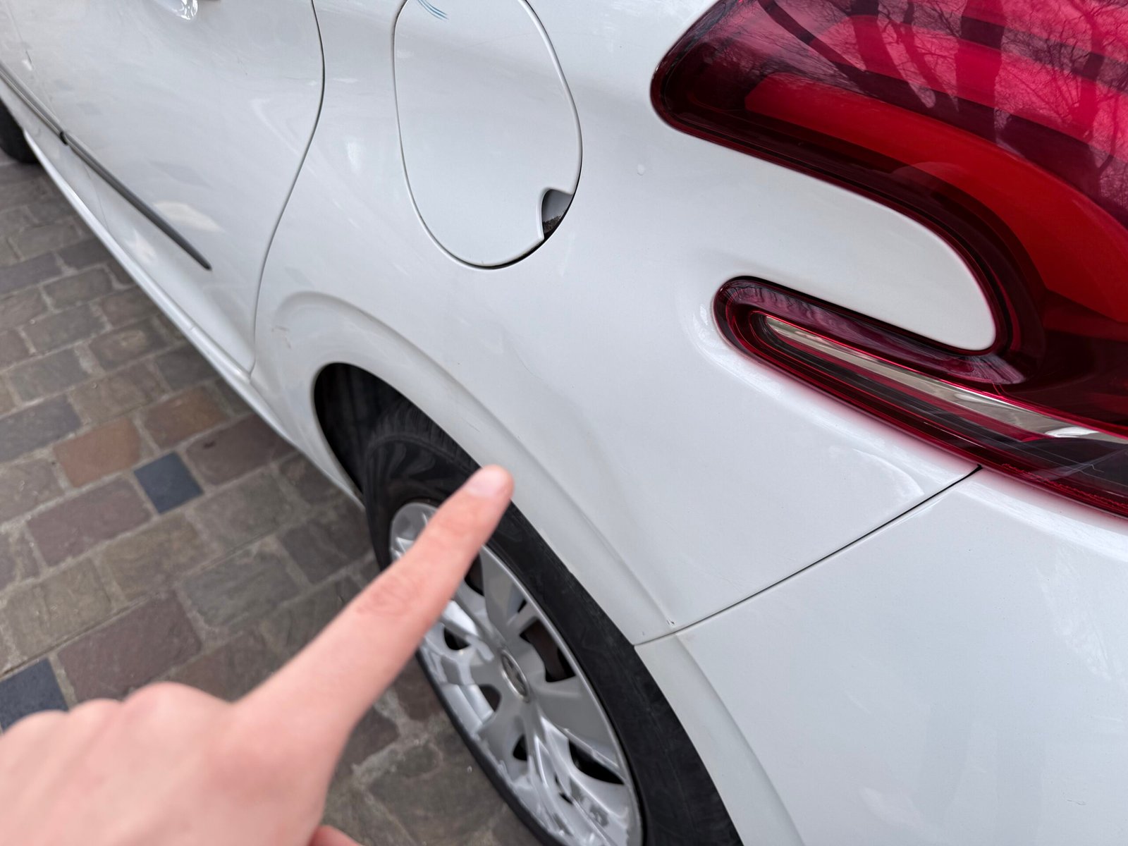 Peugeot 208 Urban Soul 1.2 Essence 82cv